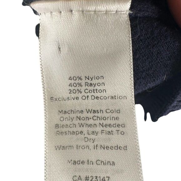 Talbots Sweater Size L Navy Blue Yellow Feather Embroidered Crew Neck Fun Preppy - Picture 7 of 7